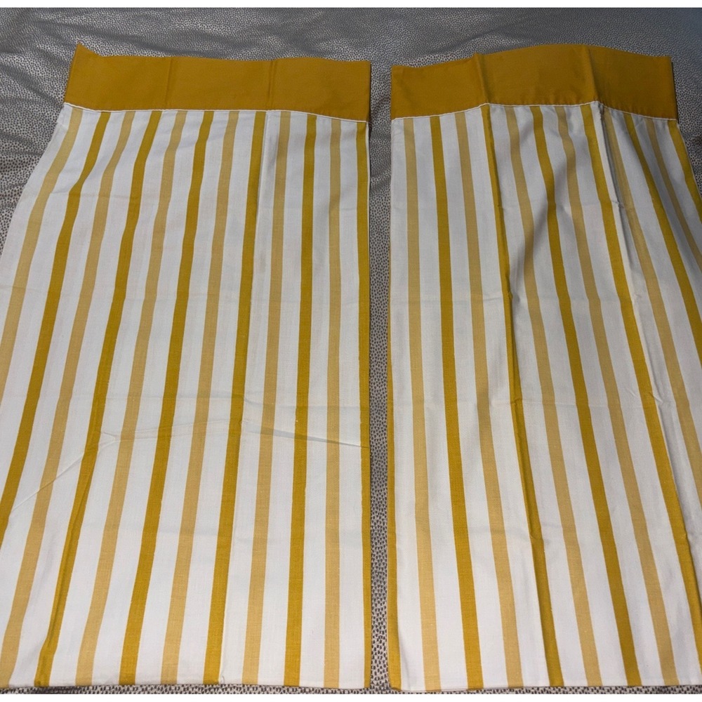 2 Cannon Royal Family Monticello Gold King Size 42" x 46"‎ Stripes Pillowcases